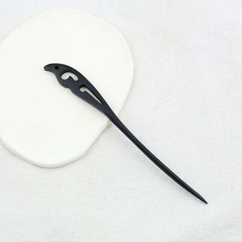 Exquisite Vintage-Inspired Tassel Hairpin for Women - Elegant Hanfu Cheongsam Style Headdress