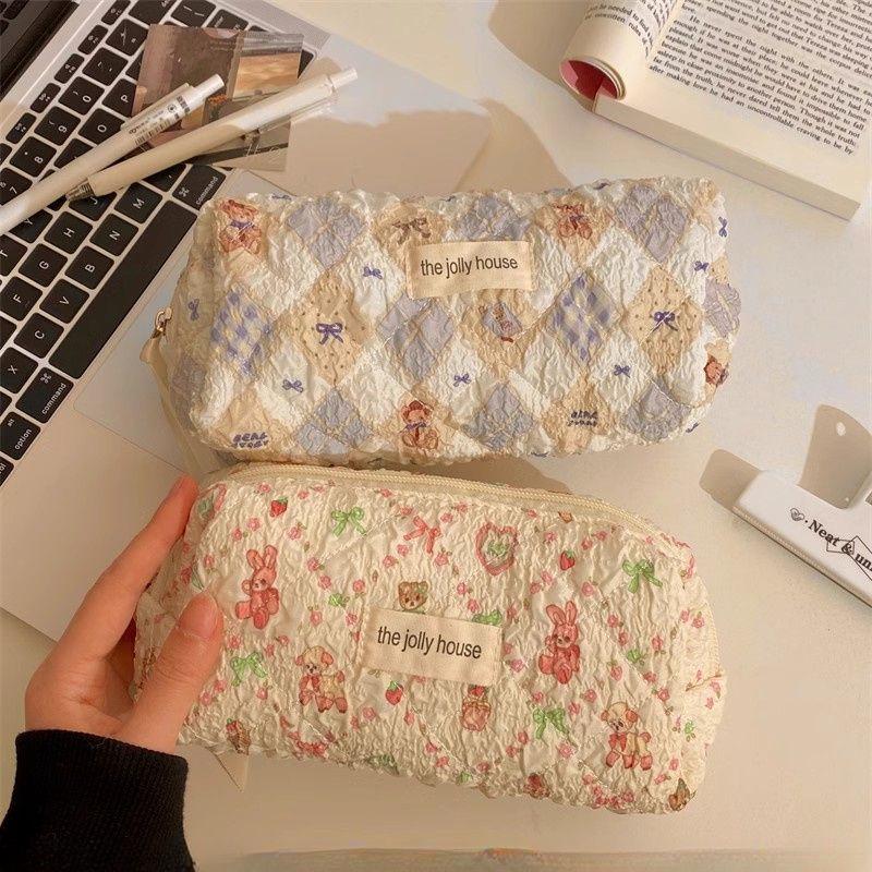 Pencil Case and Makeup Bag with A Textured Feel High Value Cute Large-capacity Ins Girlish Stationery Student Storage Bag
