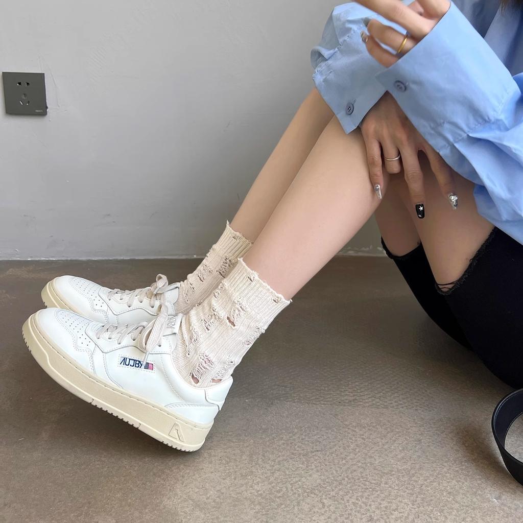 Leather platform white shoes women's 2025 new Korean niche versatile sports and leisure shoes retro ins tide board shoes