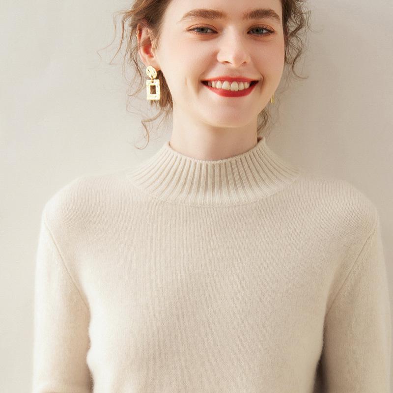 

Женский кашемировый свитер однотонный с полувысоким воротом - Приталенный, свободного кроя, вязаный с длинным рукавом для осени/зимы. XXL