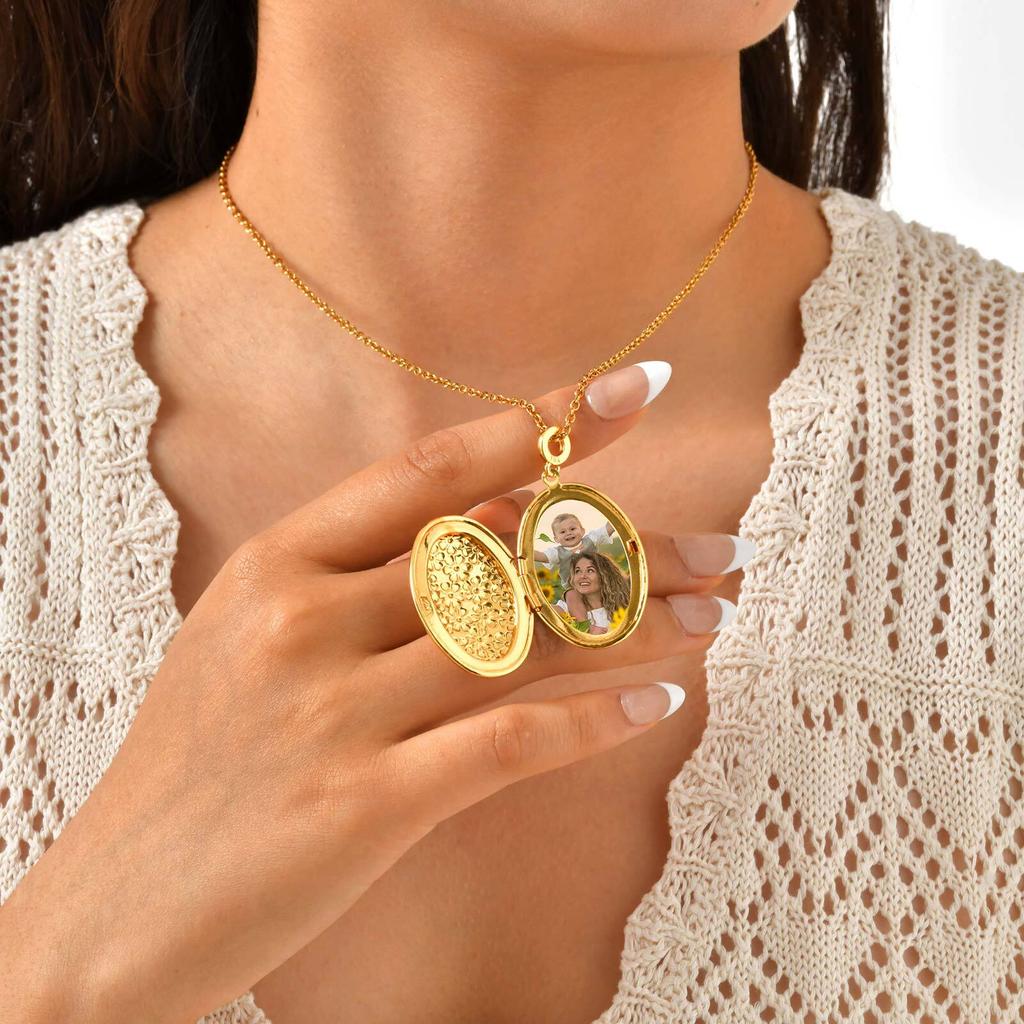 Oval Round Flower Locket Necklace that Holds Pictures Photo Locket Pendant Gifts for Women