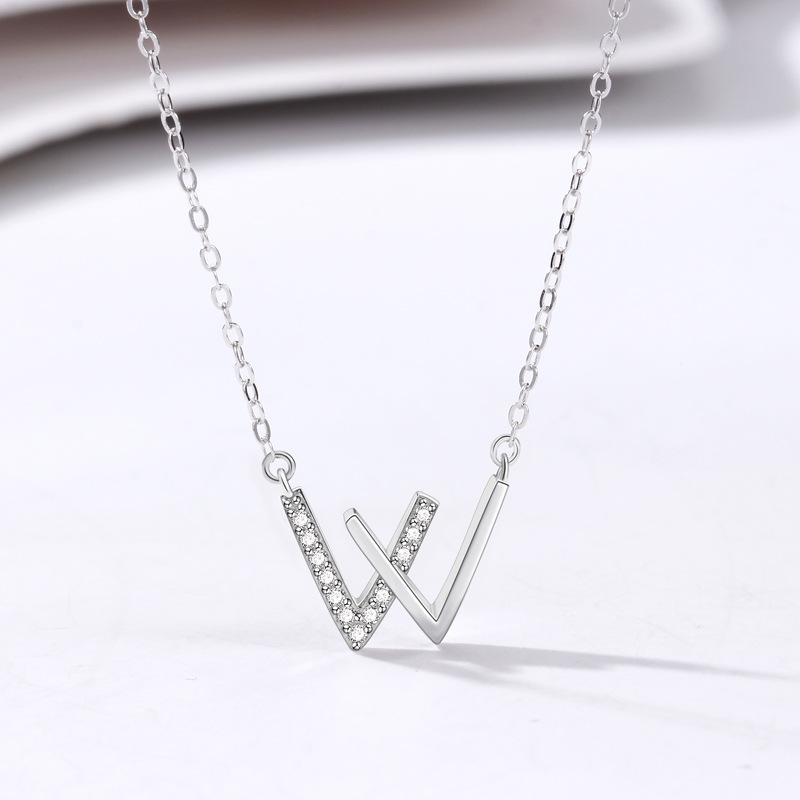 W Letter Wave Necklace Female Creative Niche Personality Versatile Simple Fashion Double V Pendant Premium Durable