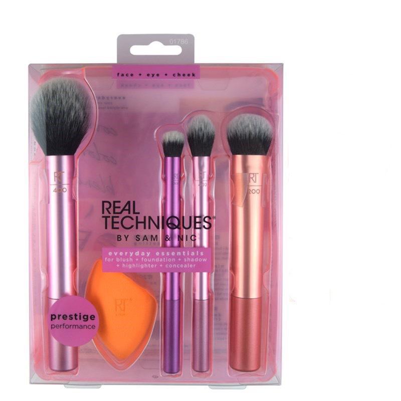 American RT 1407 Tragbares Make-up Pinselset: Rouge-, Foundation- & Highlighter-Pinsel