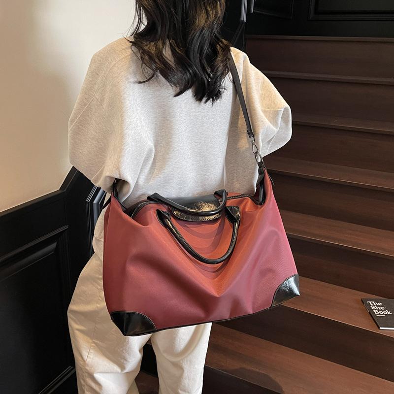 Short-distance Portable Travel Bag New Large-capacity Duffel Bag Business Trip Messenger Sports Fitness Bag Men's Maternity Bag