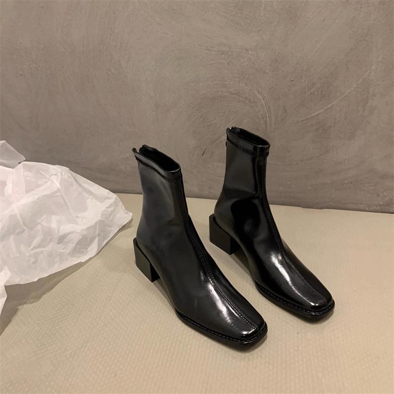 Skinny Thick Heel Thin Boots Women's Autumn and Winter 2024 New Velvet Square Head Retro Temperament Rear Zipper Short Boots