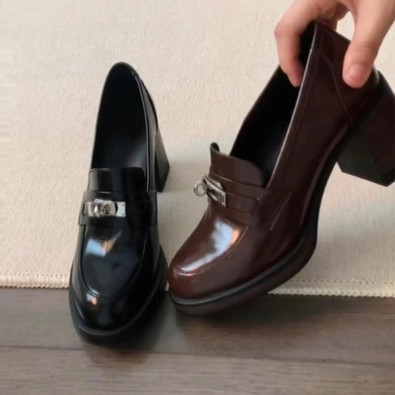 Retro Metal Buckle High-heeled Women's New Style Thick-soled Leather Shoes