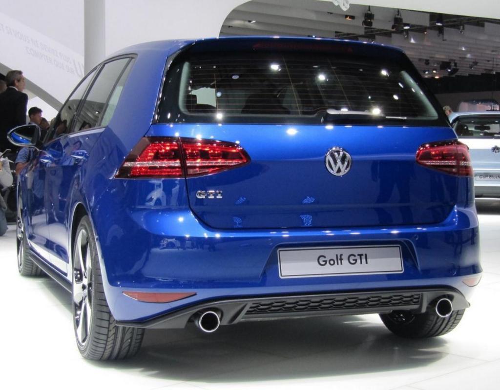 

Для Vw Golf 7 Gti глянцевый черный диффузор 2012 по 2017
