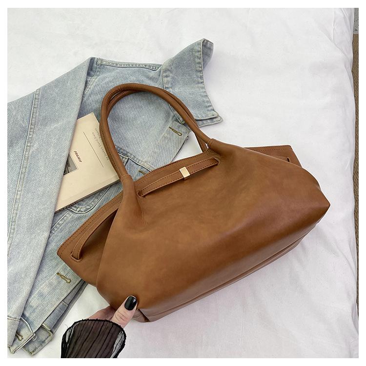 2025 Summer New Casual Simple Tote Bag Women Commute To Work Large Capacity Shoulder Bag Fashion Sense Armpit Bag