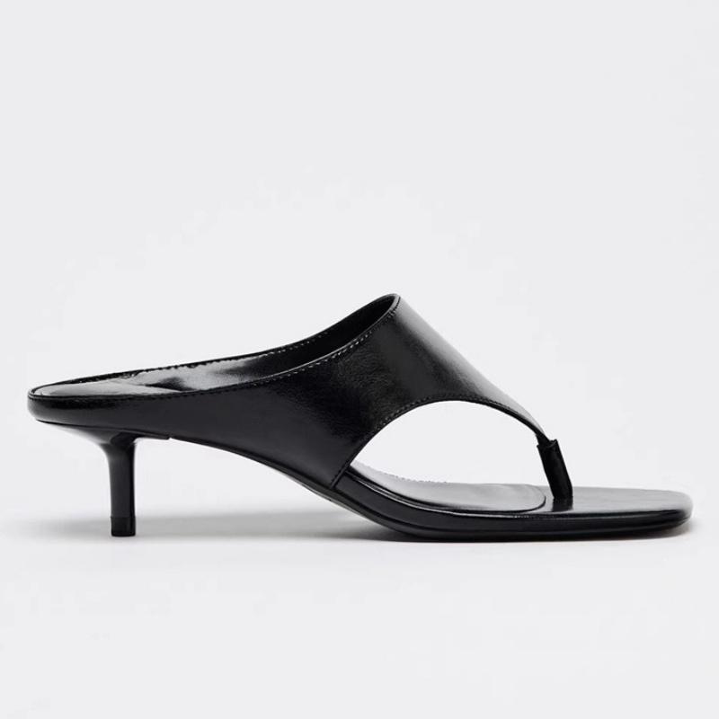 Fashion Beach Designer Women Sandals 2025 Summer High Heels Split Toe Slippers Comfy Soft Flip Flops Square Toe Outdoor Ladies Slippers