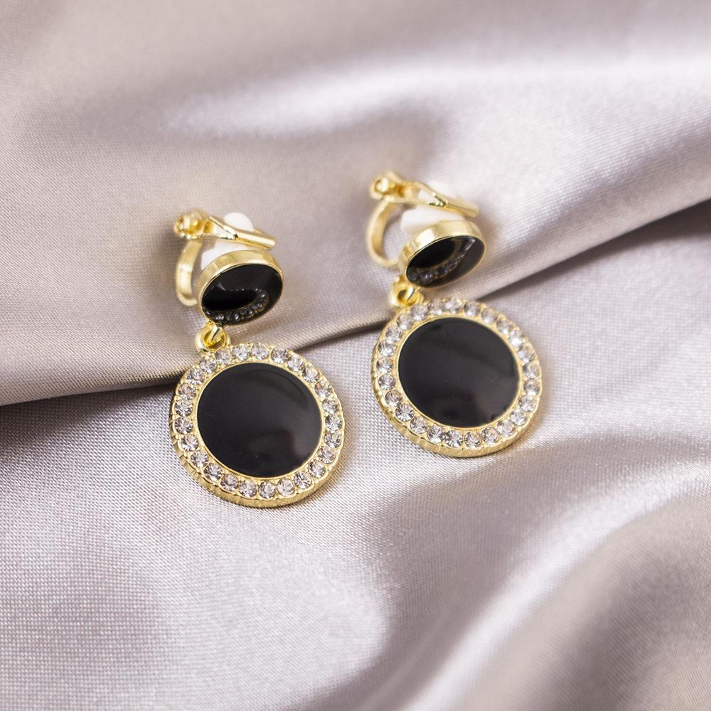 Versatile Light Luxury Ear Clips Without Pierced Ears Daily High-end Triangular Ear Clips Versatile Women's Earrings