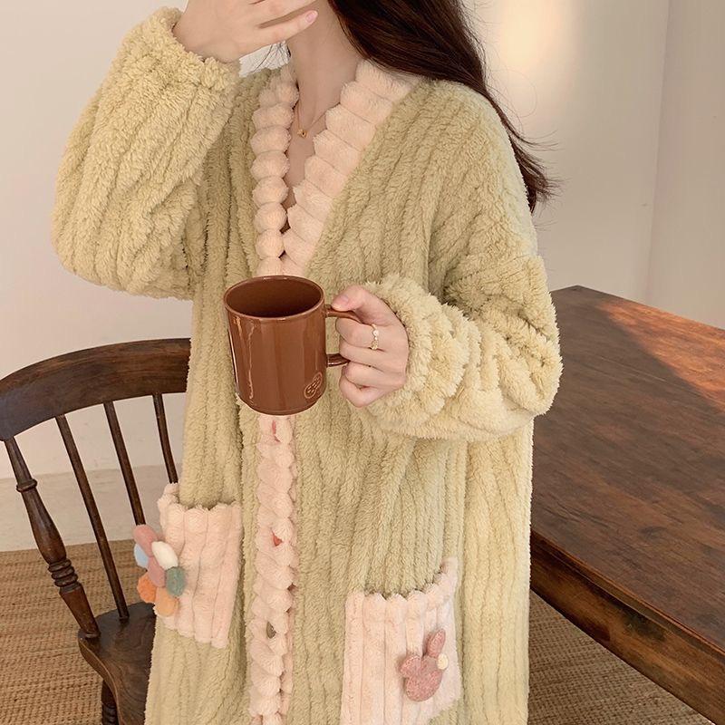 Women's Plus Size Coral Fleece Pajama Set - Plush, Thickened, Warm Lambswool for Autumn/Winter; Wearable Outdoors