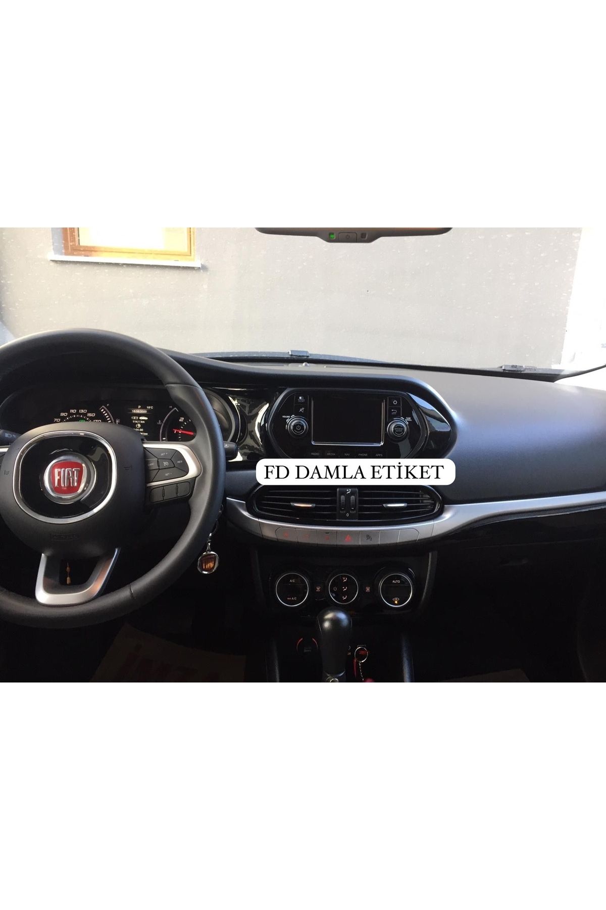 

Повний комплект Fiat Egea Приладова панель, консоль, оздоблення, комплект накладок на груди Глянцевий чорний колір Спеціальний дизайн