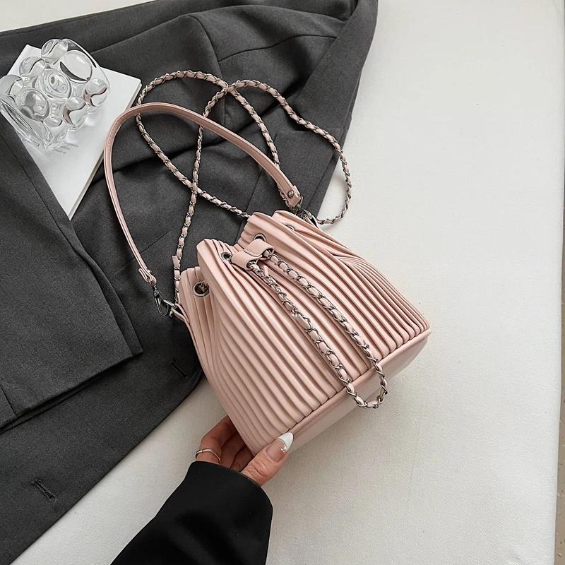 Black Bag For Women Fashion Pleated Strape Design Shoulder Bag Trend Drawstring Bucket Crossbody Bag Lady Pu Leather Bag Brand