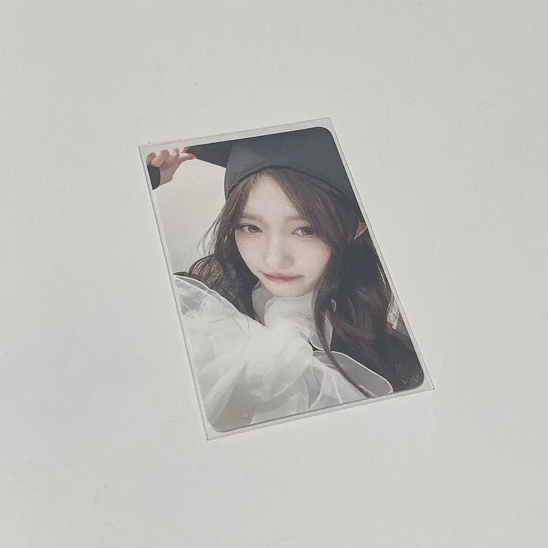 

Ive Switch Graduation Ver Leeseo Photocard (bokdom