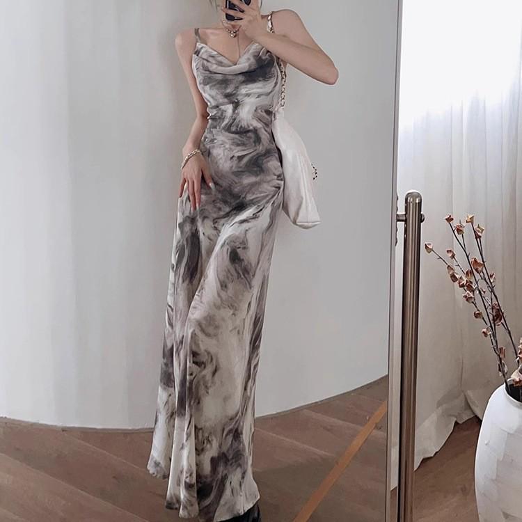 

Регулируемое платье-бодикон с бретелями-спагетти и юбкой-годе с принтом в стиле китайской живописи Small