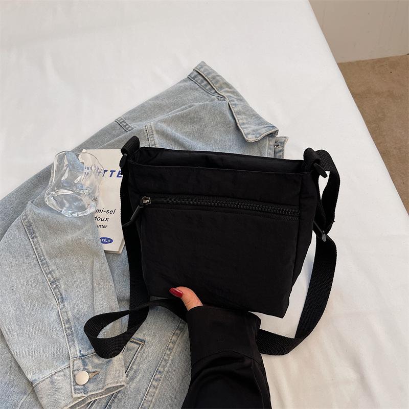 

Fashion messenger casual shoulder bag large capacity commuter messenger bag handbag travel commuter bag чёрный