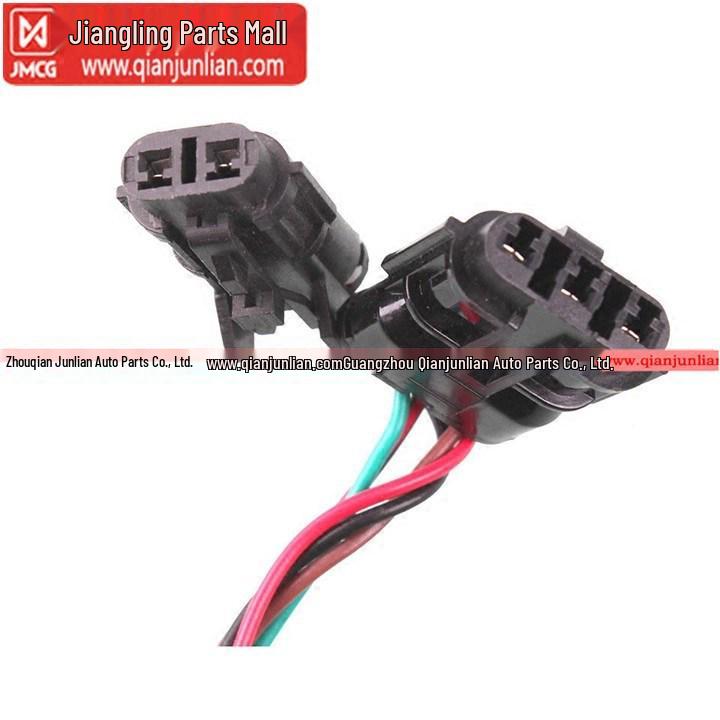Electric Rearview Mirror with Light for Isuzu Qingling TFR/S15 Pickup Truck - Left or Right Side.
