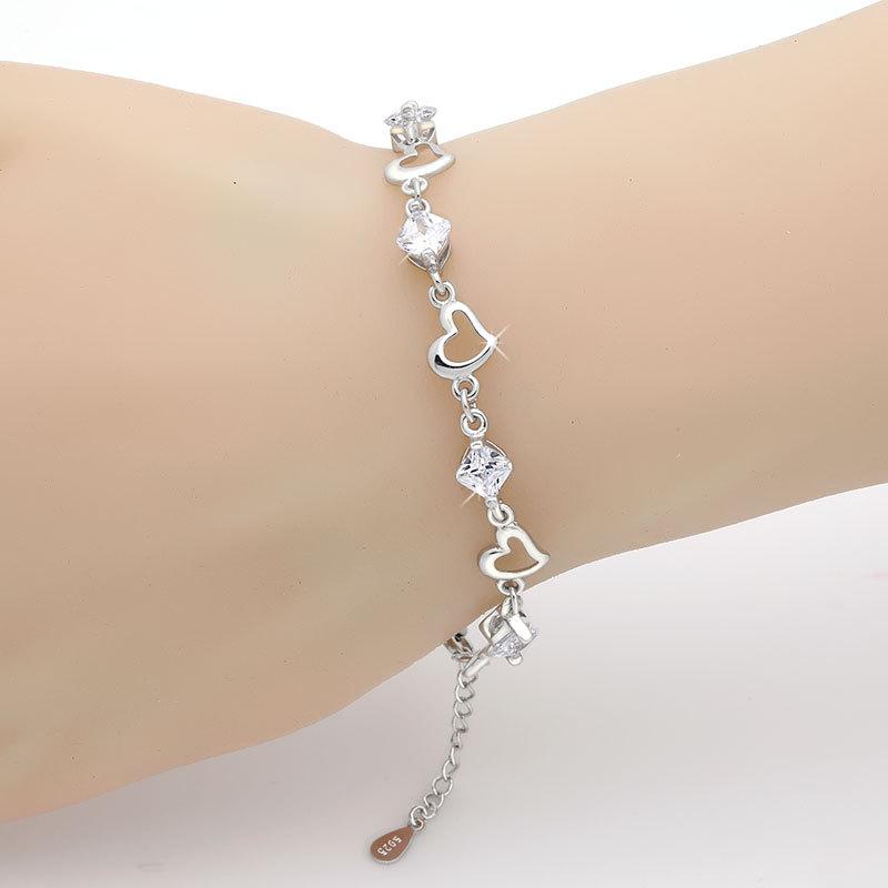 Heart-to-Heart Amethyst Zircon Couple Bracelets - Romantic Heart-Shaped Accessories