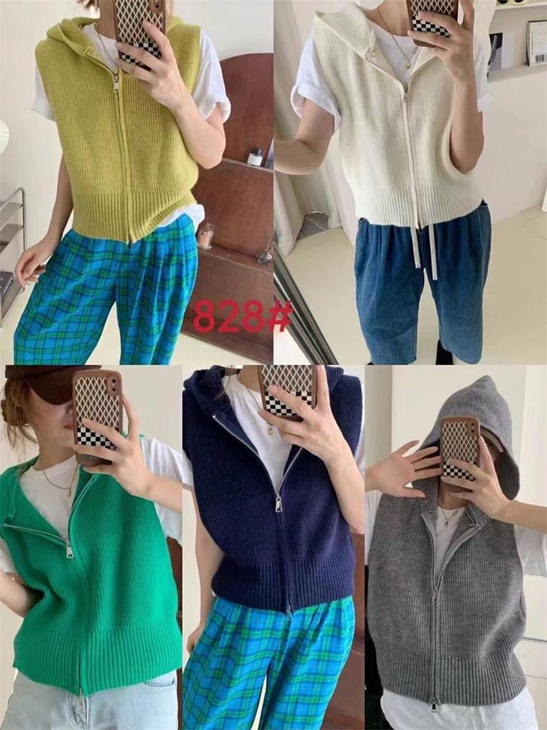 Women's Batwing Sleeve Hooded Knit Vest with Zipper – Short Loose Cardigan Sweater.