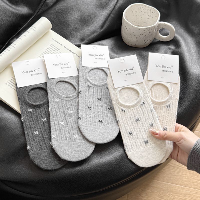 Women's Spring and Summer Thin New Versatile Small Bow Mesh Invisible Boneless and Non Dropping Heel Boat Socks
