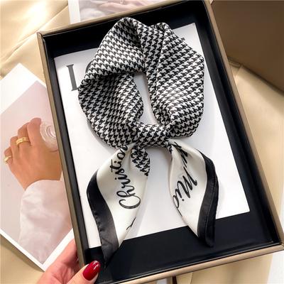 70 * 70cm New Silk Small Square Scarf For Women'S Neck Protection Professional Scarf Versatile Hair Tie Headscarf Scarf