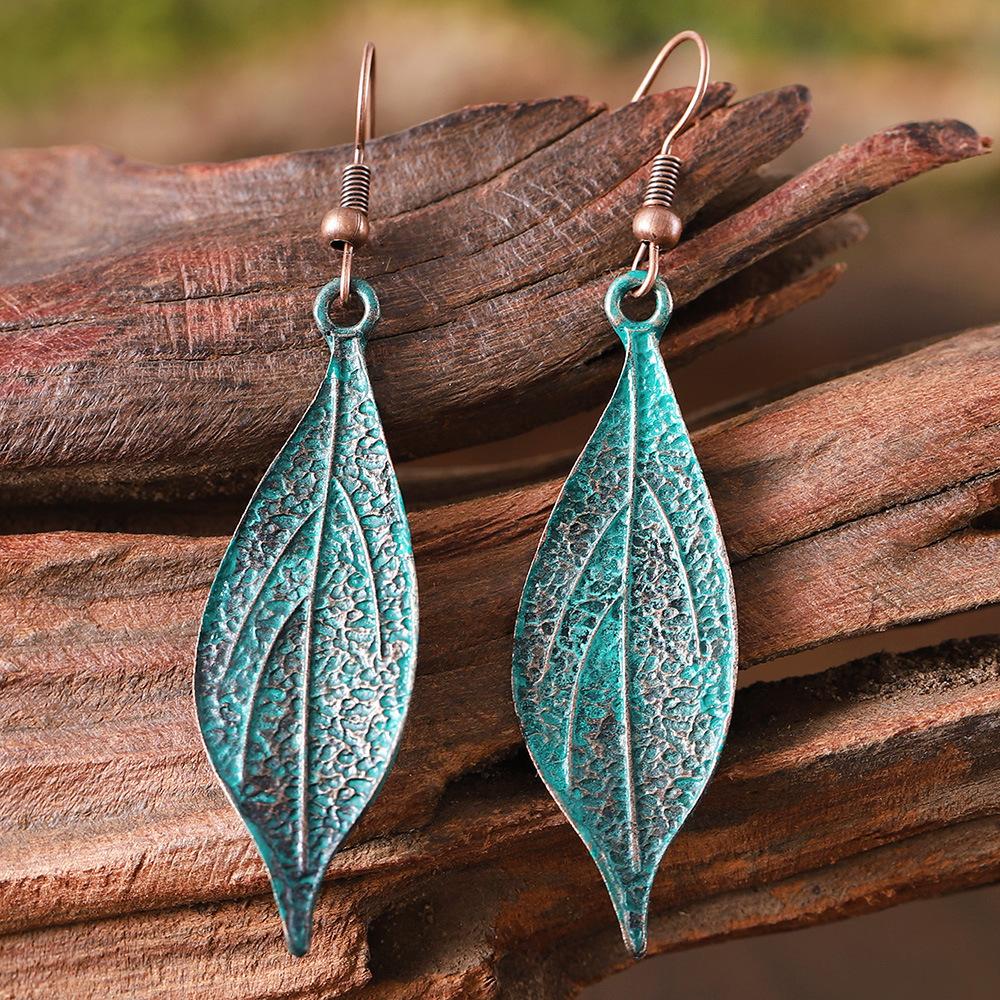 Retro Palace Style Ancient Blue Leaf Earrings New Leaf-shaped Design Ear Jewelry