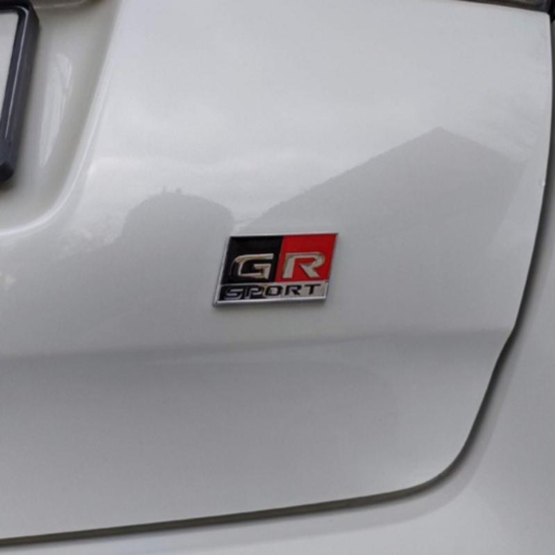 3D Metal Car Trunk Emblem Sticker Decal for Toyota Camry Corolla Yaris Rav4 Chr Auris Avensis Reiz Auto Exterior Accessories