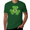Faux Green Glitter Shamrock With A Horseshoe T-Shirt Aesthetic clothing cute tops black t-shirts for men