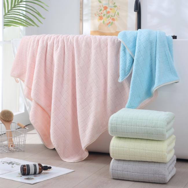 Enhanced Absorbency Quick-Dry Large Bath Towel for Home Use