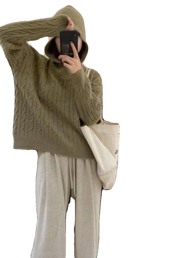 Women's Vintage Wool Cable Knit Hooded Sweater - Cozy Loose Fit for Autumn/Winter 2025