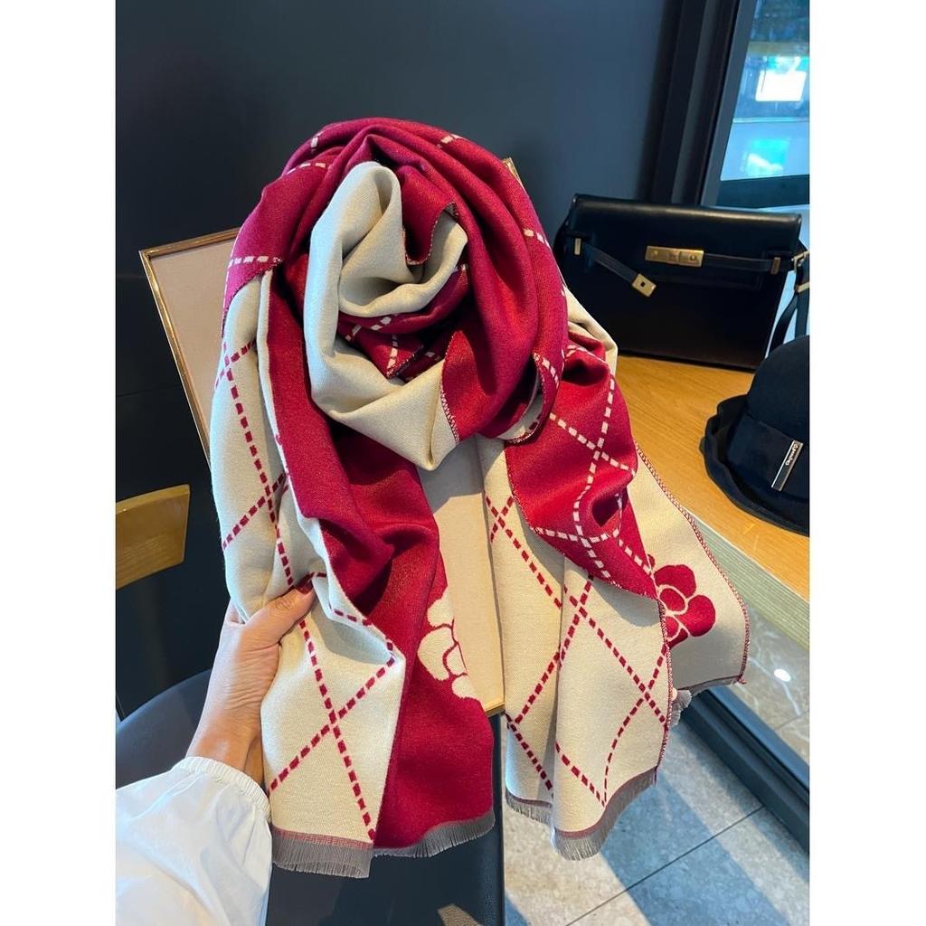 New Korean Celebrity Style Winter All Match Rhombus Flower Imitation Cashmere Scarf Shawl Dual Purpose Warm Scarf Women's Shawl