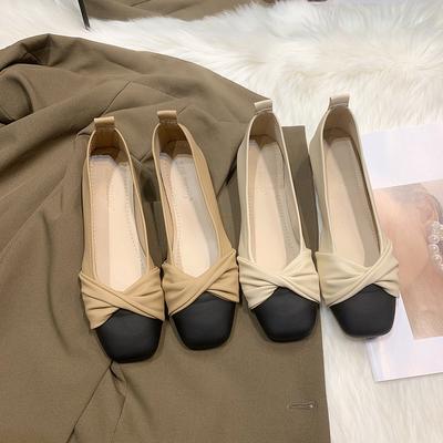 Women's Spring and Autumn Flat Shoes Square Toe Shallow Soft Sole Moccasins Small Leather Shoes
