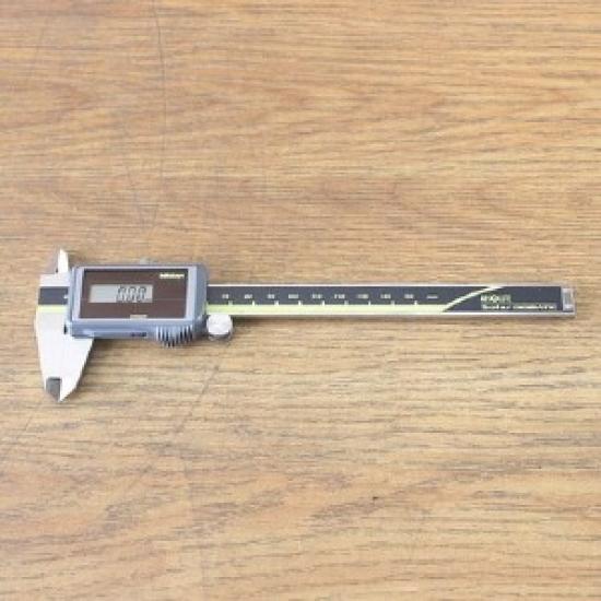 Mitutoyo  500-454(CD-S15CT)150mm Digital Caliper Digimatic Caliper USED