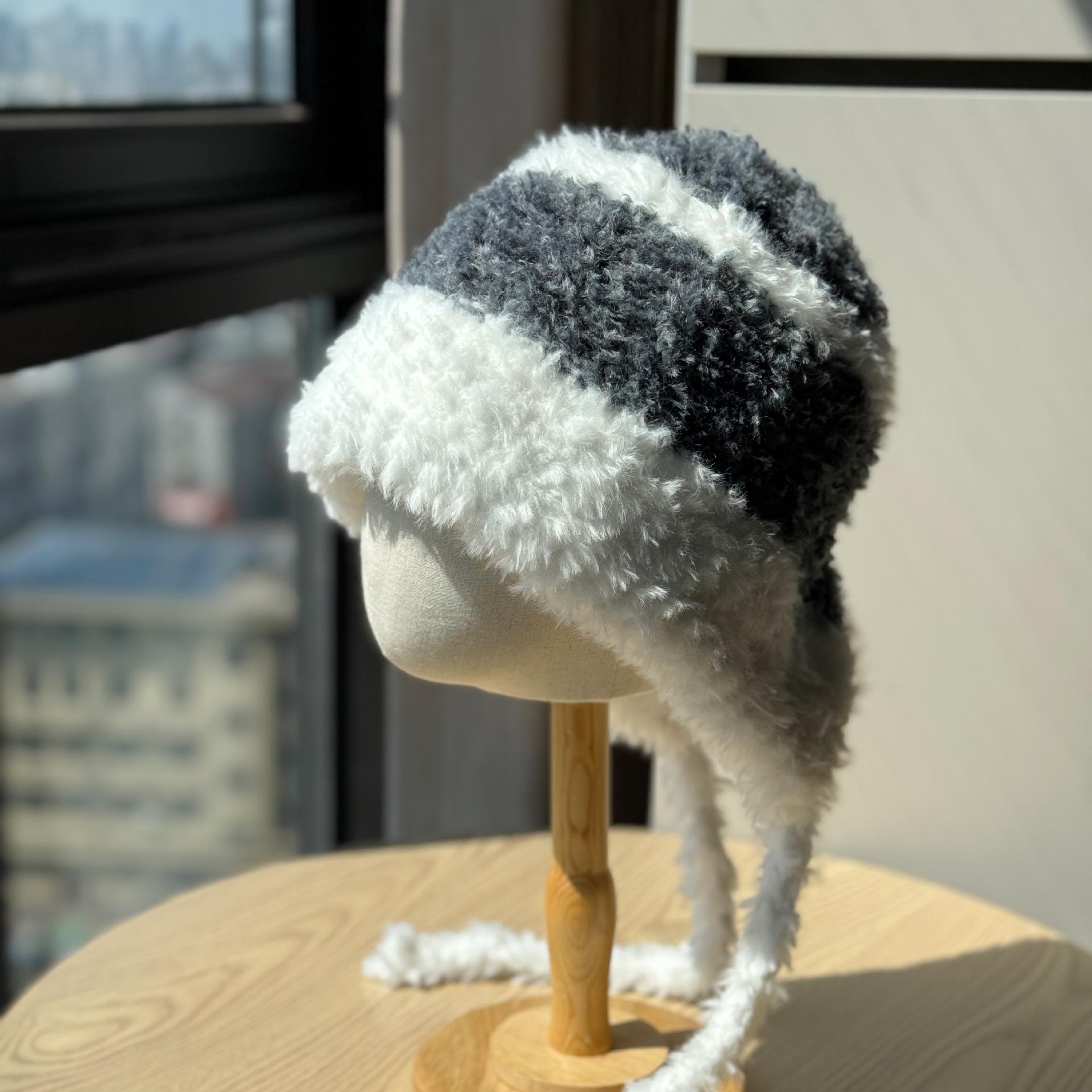 

New Plush Hat for Women in Autumn and Winter Warm Ear Protection Lei Feng Hat Small Face Cold Protection Thickened Knitted Hat Woolen Hat one size