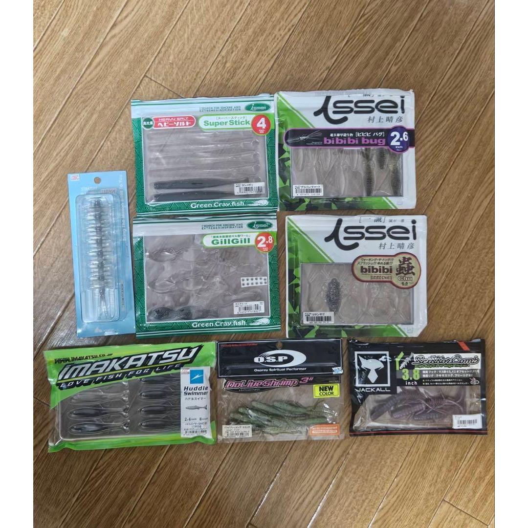 Used 11-piece set bass fishing worm set with various brands (used and unused mix)