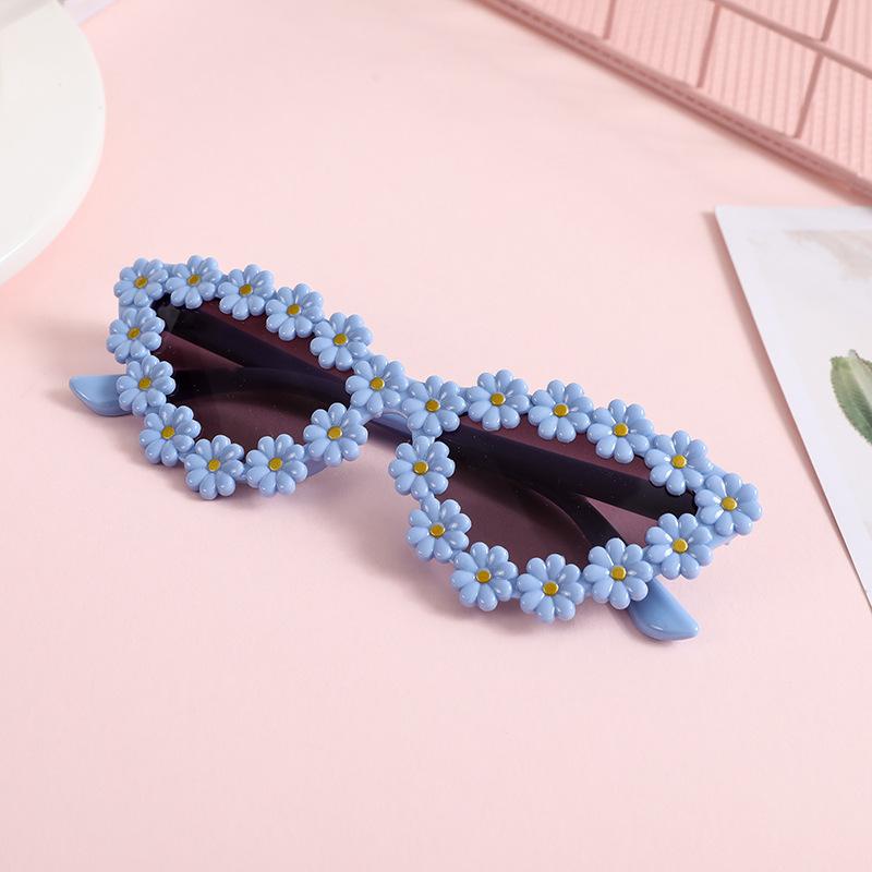 Cute Kids Sunglasses Colors Daisy Cat Eyes Sunglasses New 1-8 Year Old Baby Decorative Sunglasses Trendy Children's Sunglasses