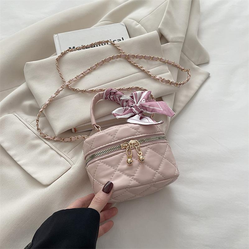Today's Popular Mini Small Bag Women's Spring New Versatile Small Gold Ball Diamond Chain Fashion Messenger Bag