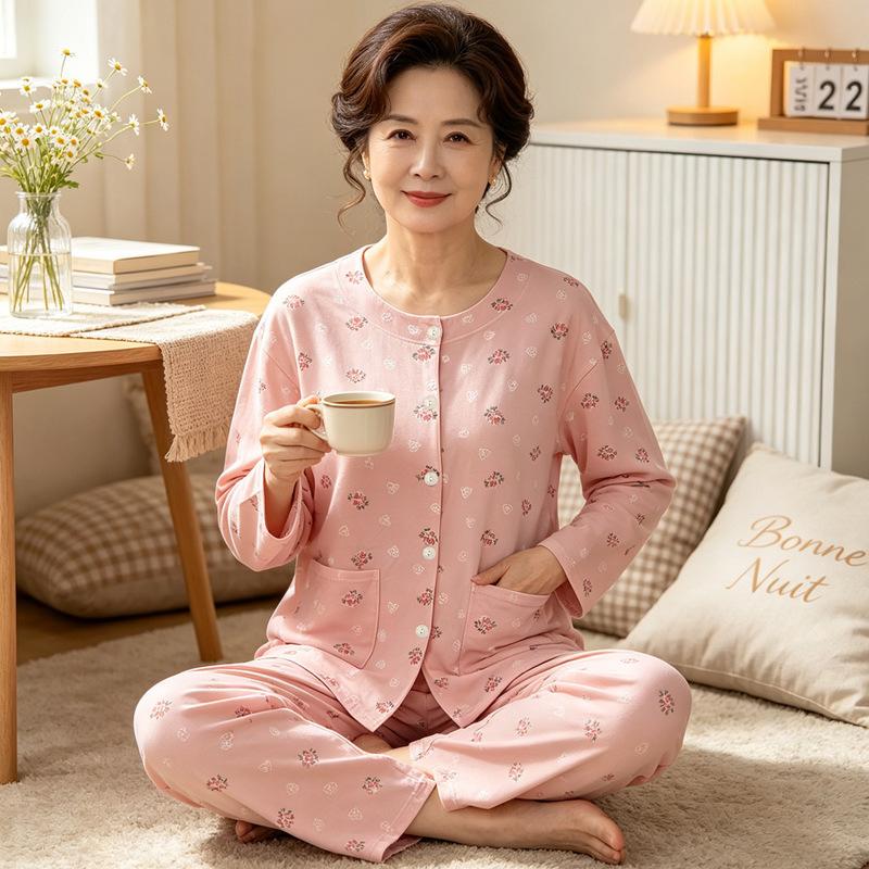 Retro elegant light green temperament middle-aged and elderly grandma round neck imitation cotton pajamas loungewear long sleeves trousers set