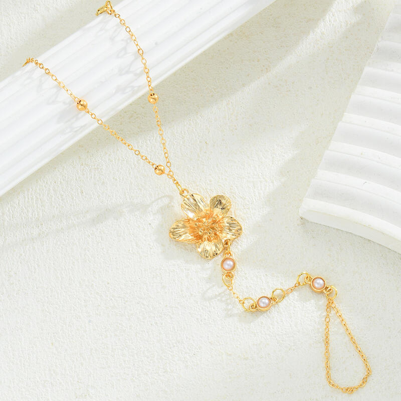 Exquisit Five Petal Flower Pearl Bracelets for Women Ladies Gold Color One Piece Bracelets Rings Vacation Jewelry Accessories