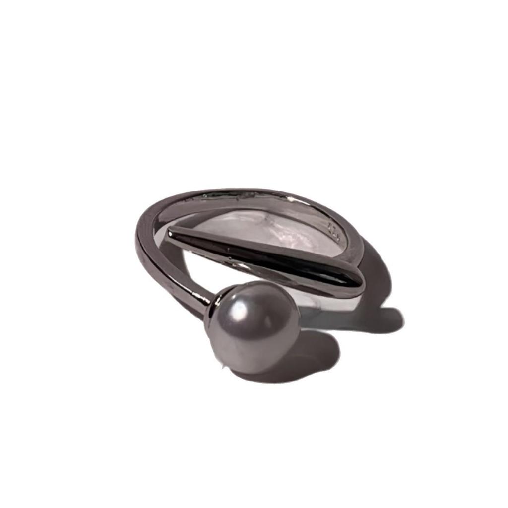 Hollow Freshwater Pearl Ring, Niche Minimalist Design with High-End Feel