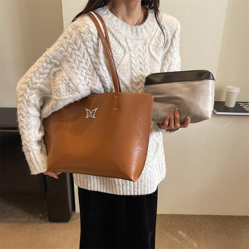 

Женская кожаная сумка Большая вместительная сумка через плечо Сумочка