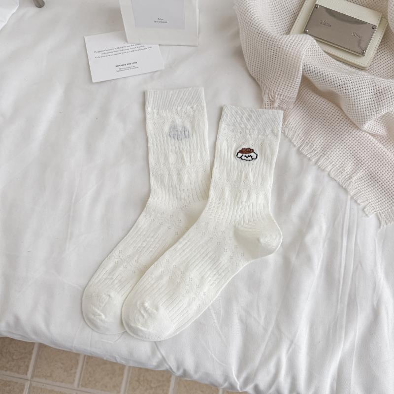 2026 Girls' Trendy Cartoon Mid-Calf Cotton Socks - Seamless, Cute, Puffy White Design