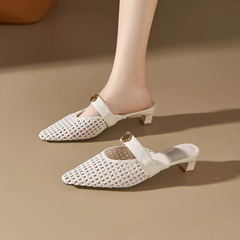 Fashion 2025 Summer New Woven Sandals One-word Strap Niche Hollow-out Baotou Cool-drag Commuter Fashion Low-heeled Slippers