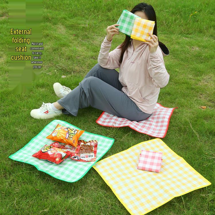 Portable Waterproof Folding Seat Cushion: Outdoor Camping & Picnic Mat for Festivals and Outings
