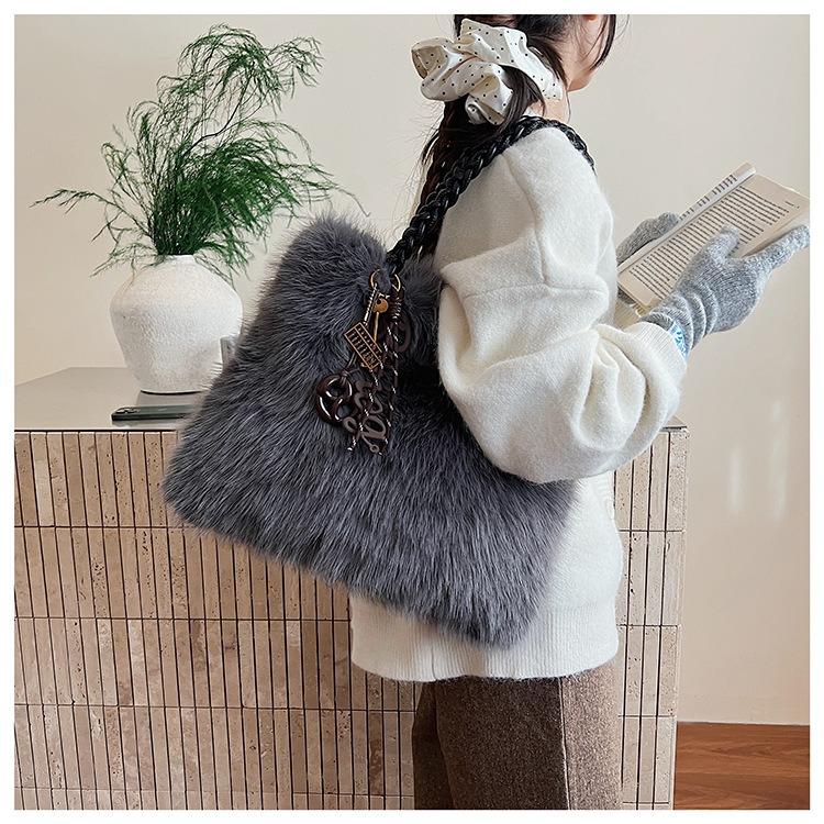 New Women's Shoulder Bag Plush Bag