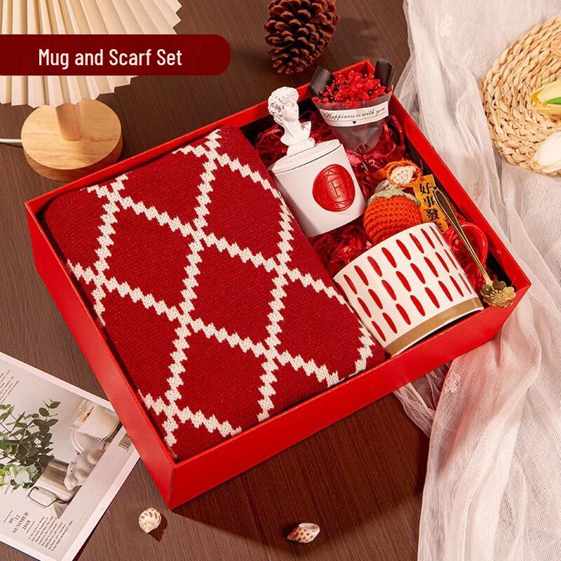 Festive Premium Warmth Gift Set Scarf, Mug, Aroma Diffuser, Pendant
