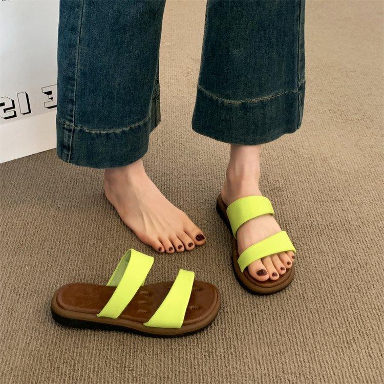 2025 New Fashion Slippers Women's Summer Wear Soft-soled Beach Shoes Step On Shit Feeling One-word Drag Beach Cool Slippers