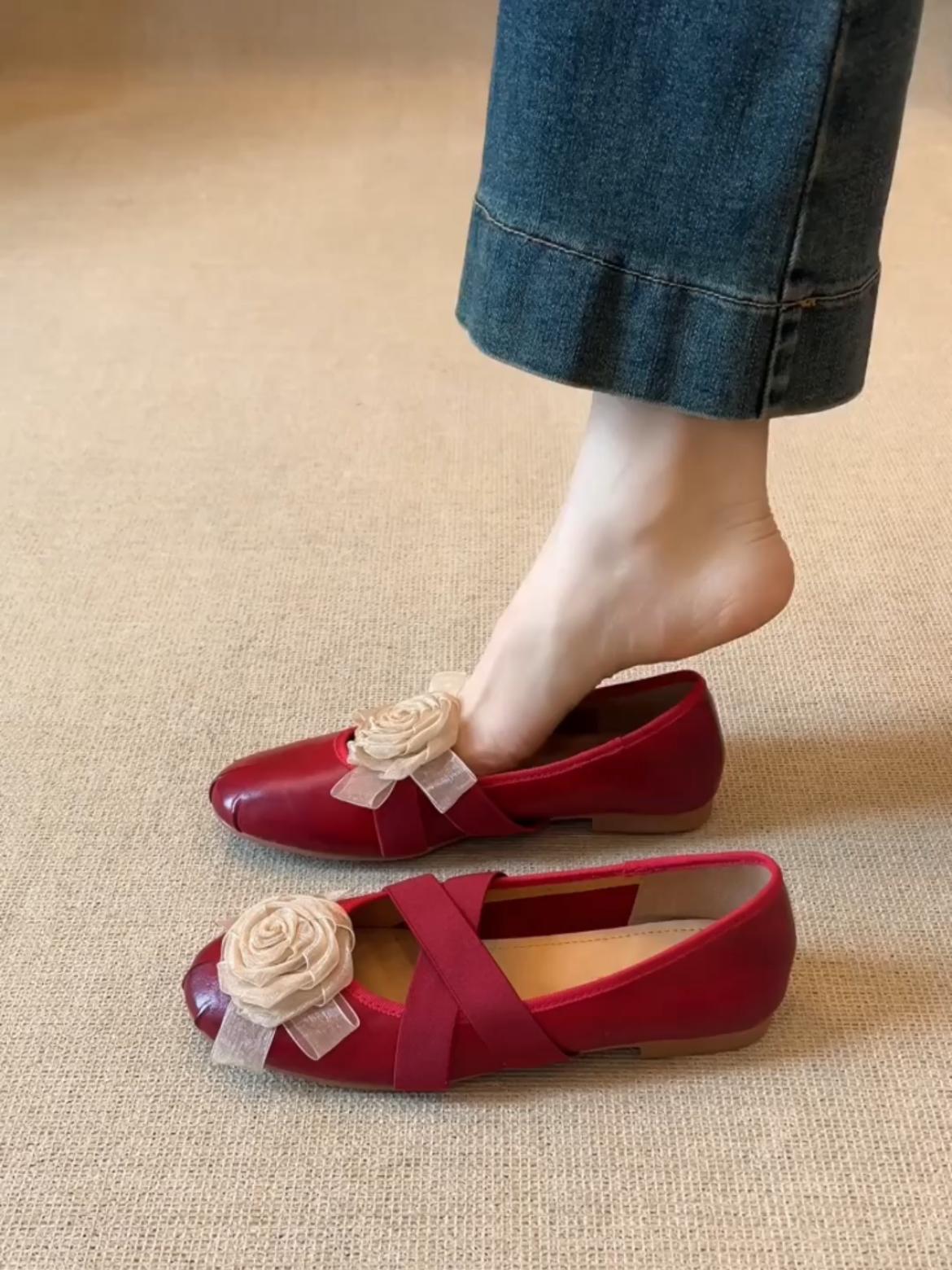 

Кожаные туфли-балетки на мягкой подошве с цветком и перекрестным ремешком Мэри Джейн женские ретро темпераментные повседневные туфли на плоской подошве 40