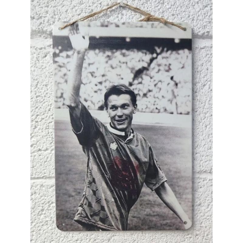 Lev Yashin Metal Portrait, Vintage Sports Wall Art 20x30cm