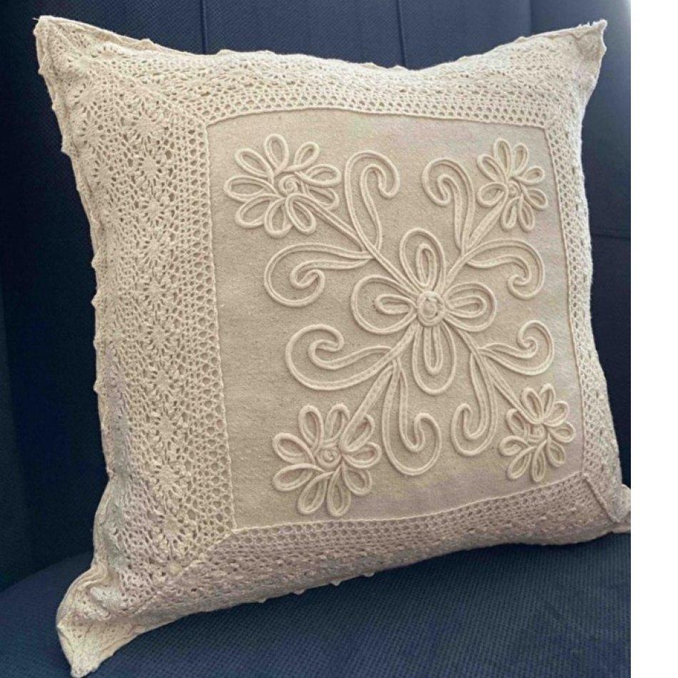 2 Stück handgefertigte authentische Kissenbezüge aus Baumwolle